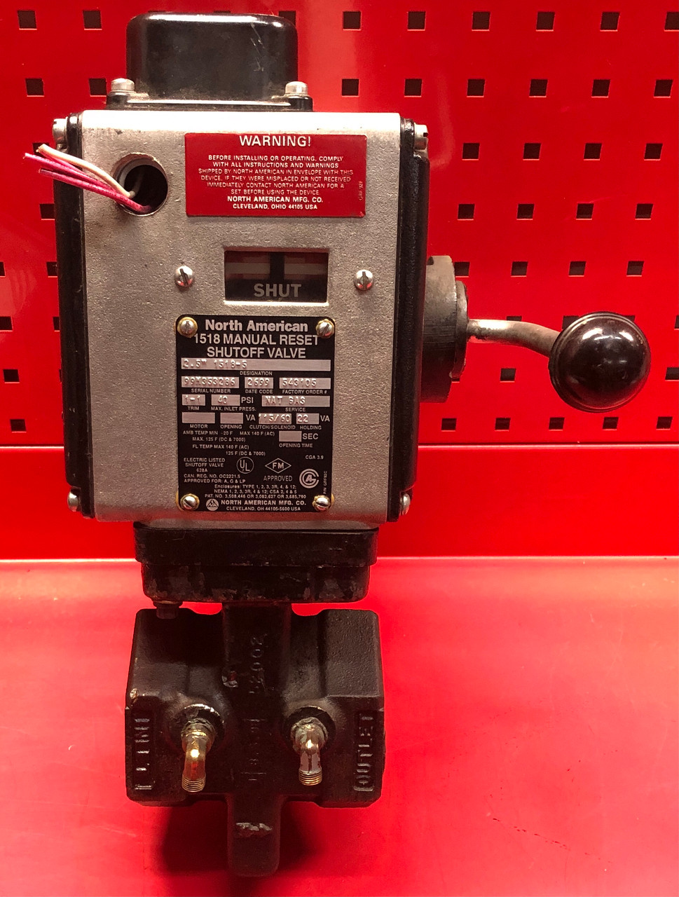North American 2.5" 1518-5 Manual Safety Valve - Reconditioned