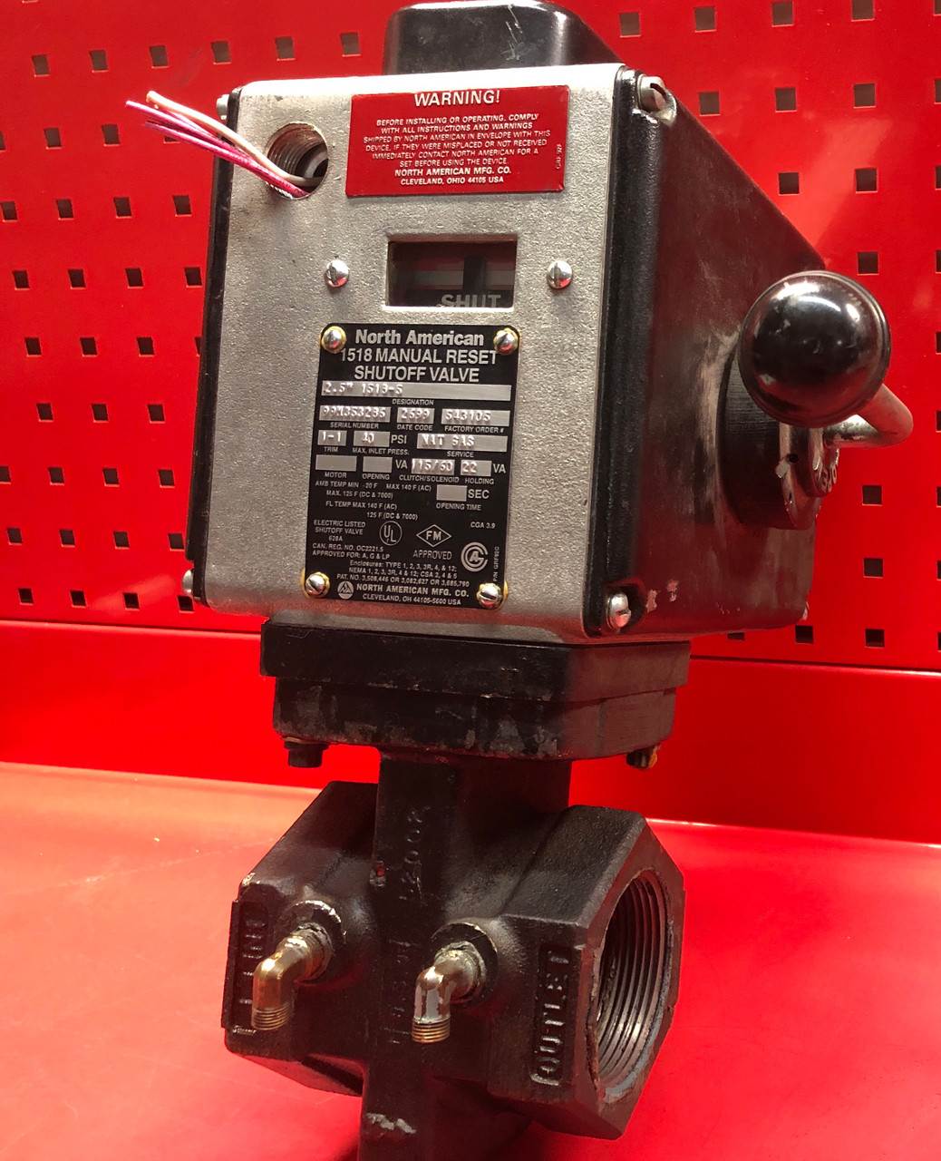 North American 2.5" 1518-5 Manual Safety Valve - Reconditioned