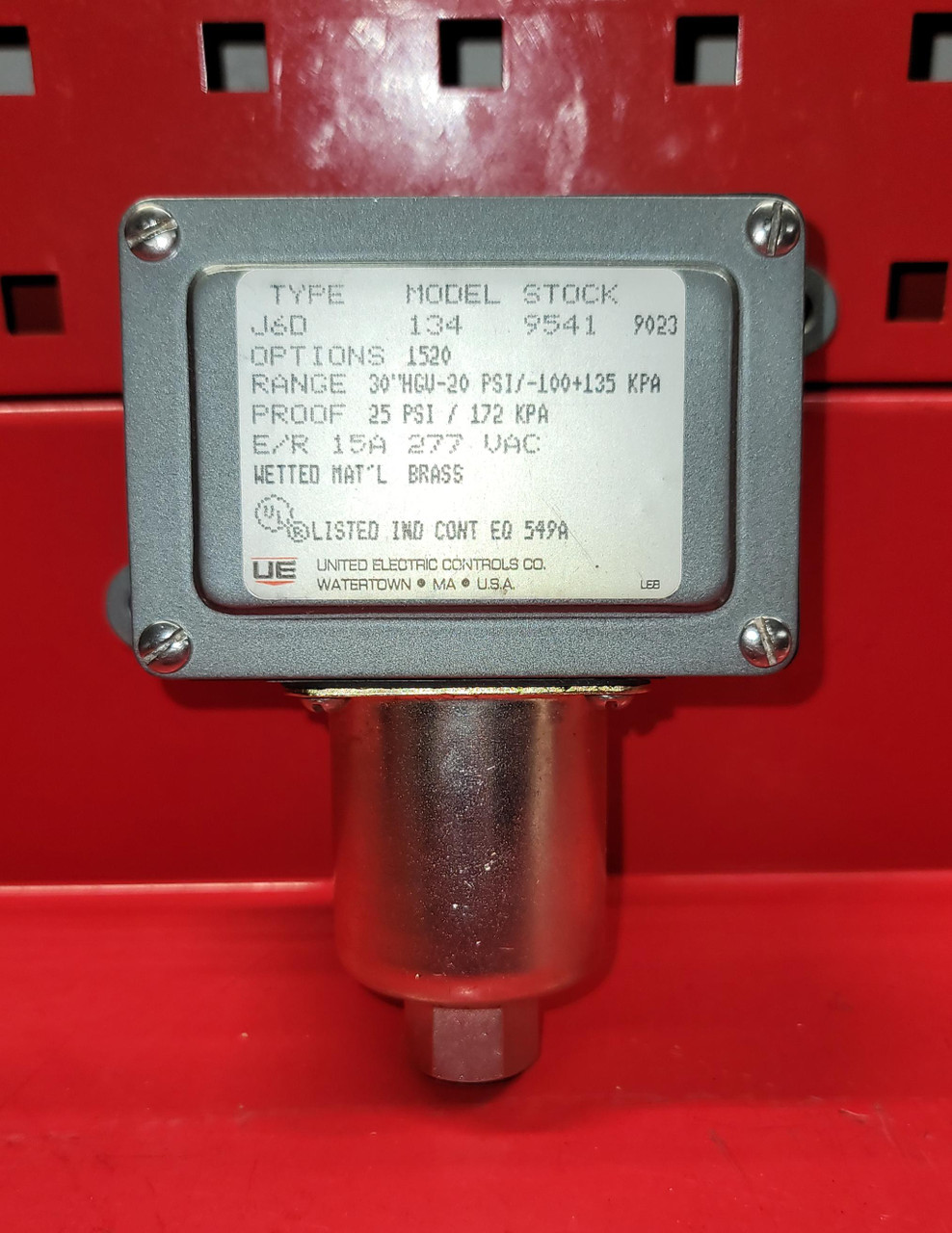 United Electric J6D-134-9541 Pressure Switch