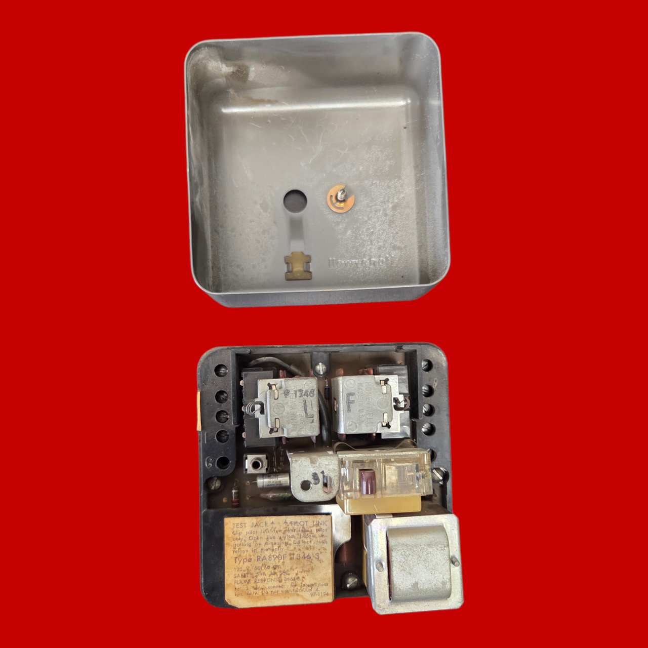 Honeywell Flame Safeguard Relay w/ Base, RA890F