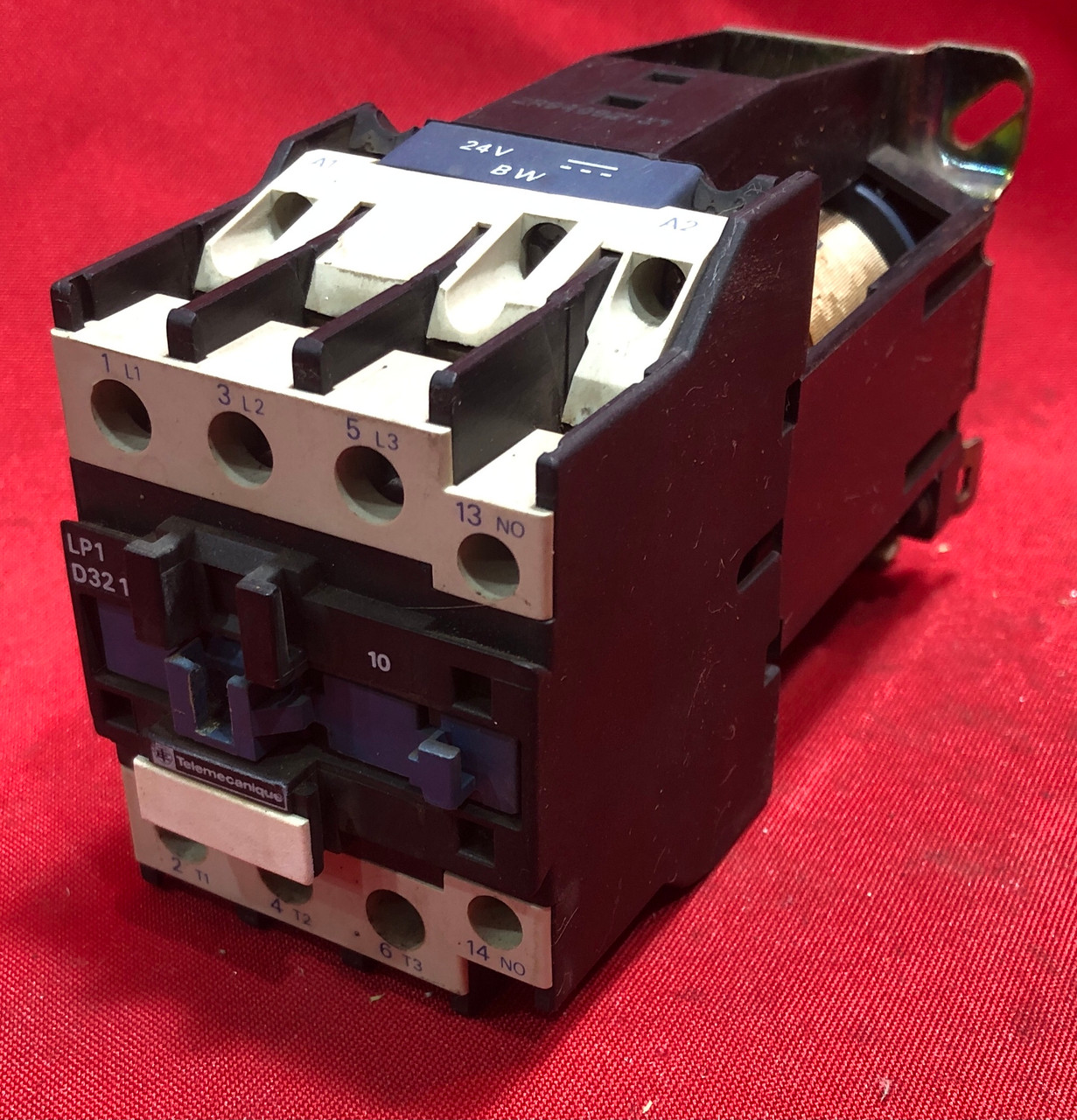 Telemecanique LP1 D32 10 Contactor