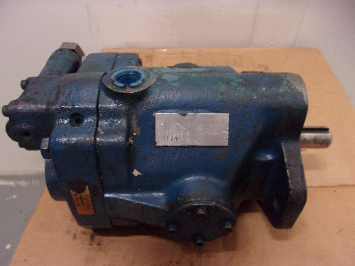 Vickers Pvb10 RSY 40 Cm11 Hydraulic Variable Piston Pump