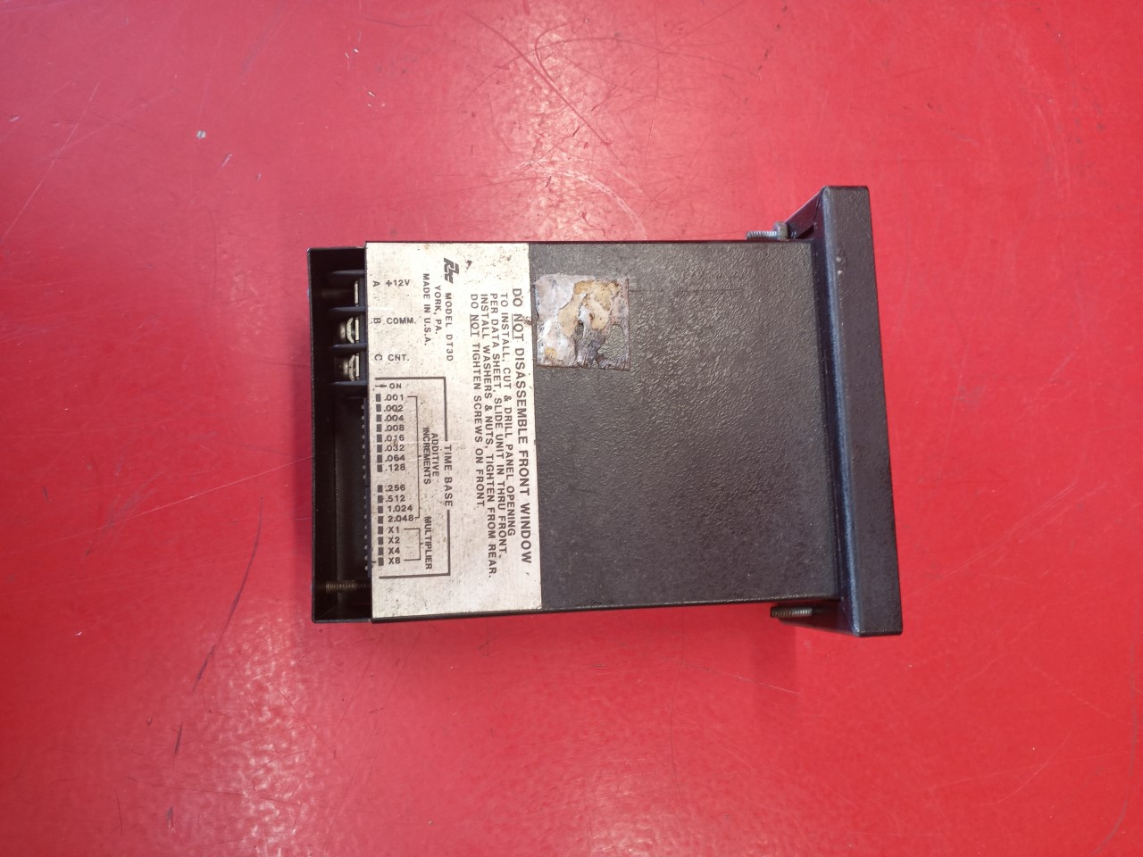 Red Lion Controls Digital Counter Part#: DT3D