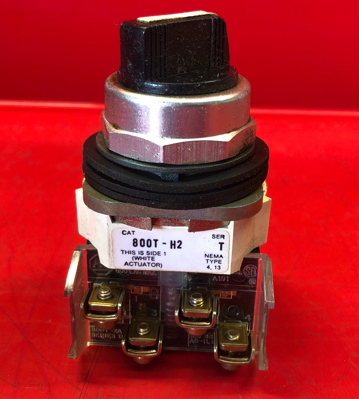 Allen Bradley 800T-H2 Selector Switch