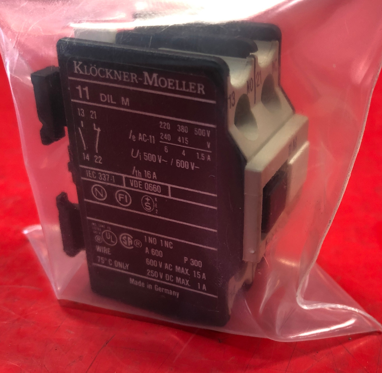 Klockner-Moeller 11 DIL M Auxiliary Contact Block
