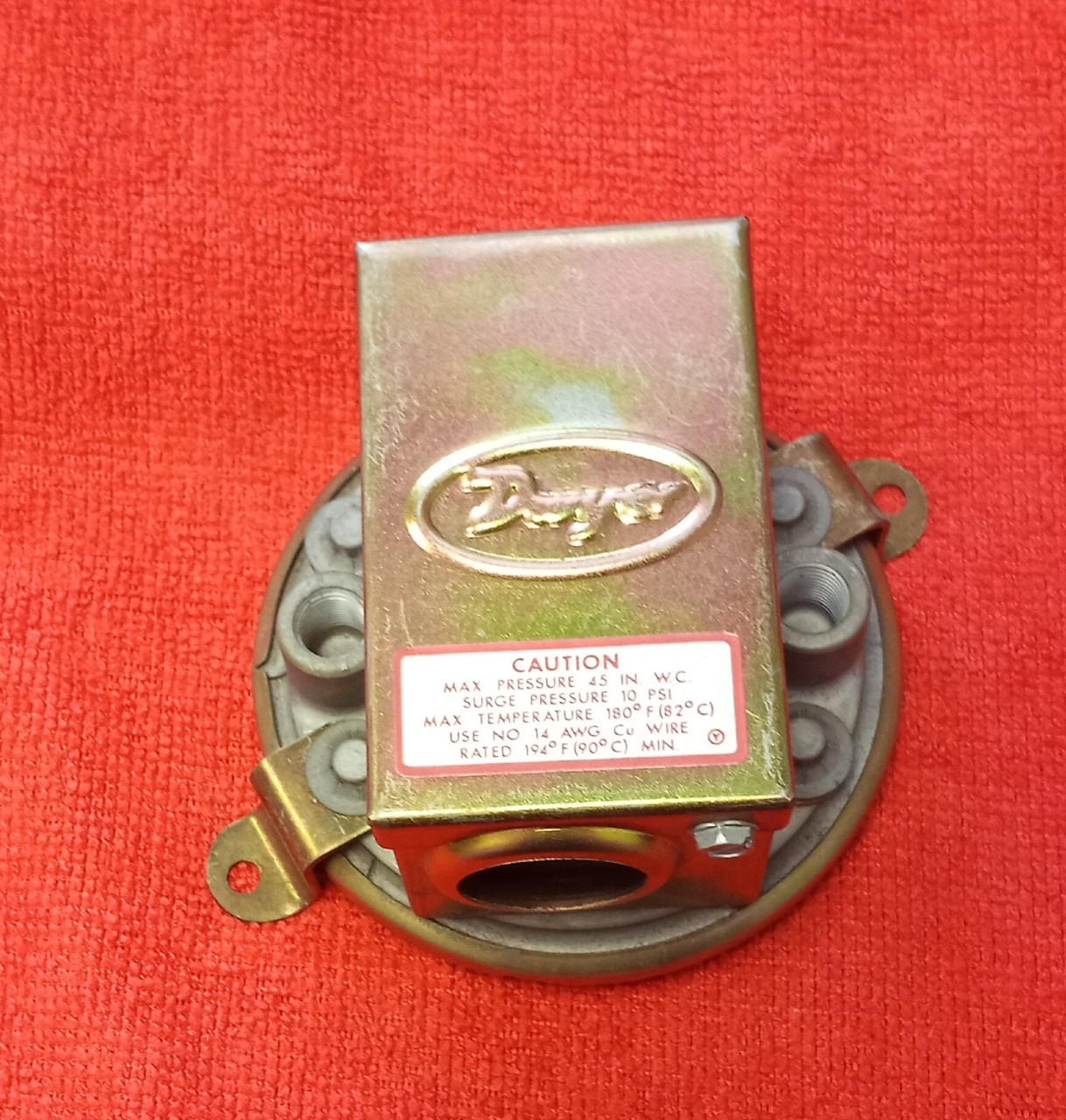 Dwyer Instruments 19 10 0 Pressure Switch Series 1900