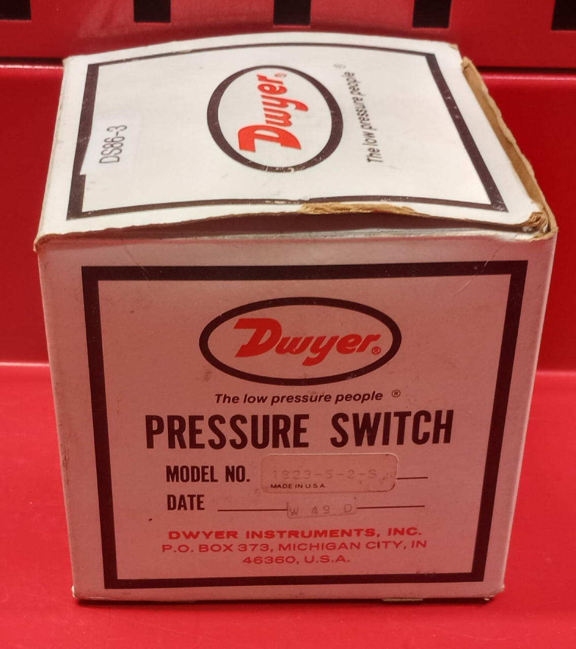 Dwyer 1823-5-2-S Pressure Switch