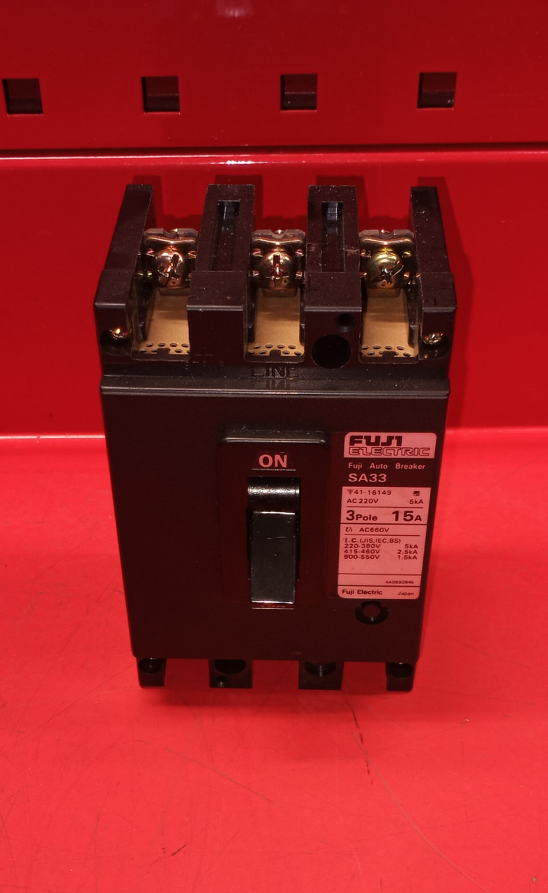 Fuji Electric SA33 15 Amp Auto Circuit Breaker