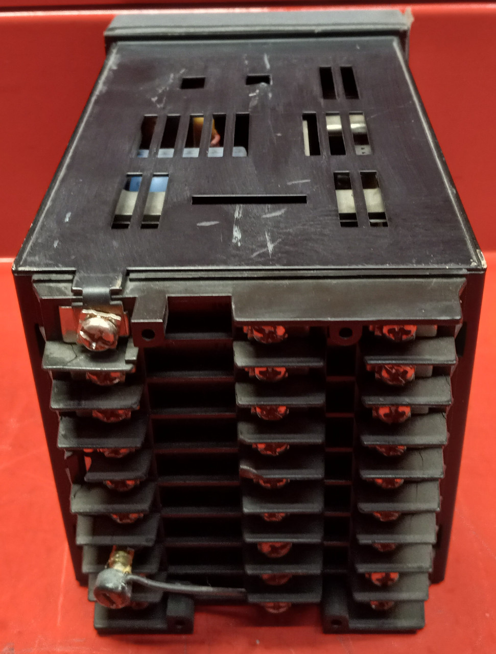 Honeywell UDC3000 (DC300K-0-200-10-0000-0) Versa Pro Temperature Controller