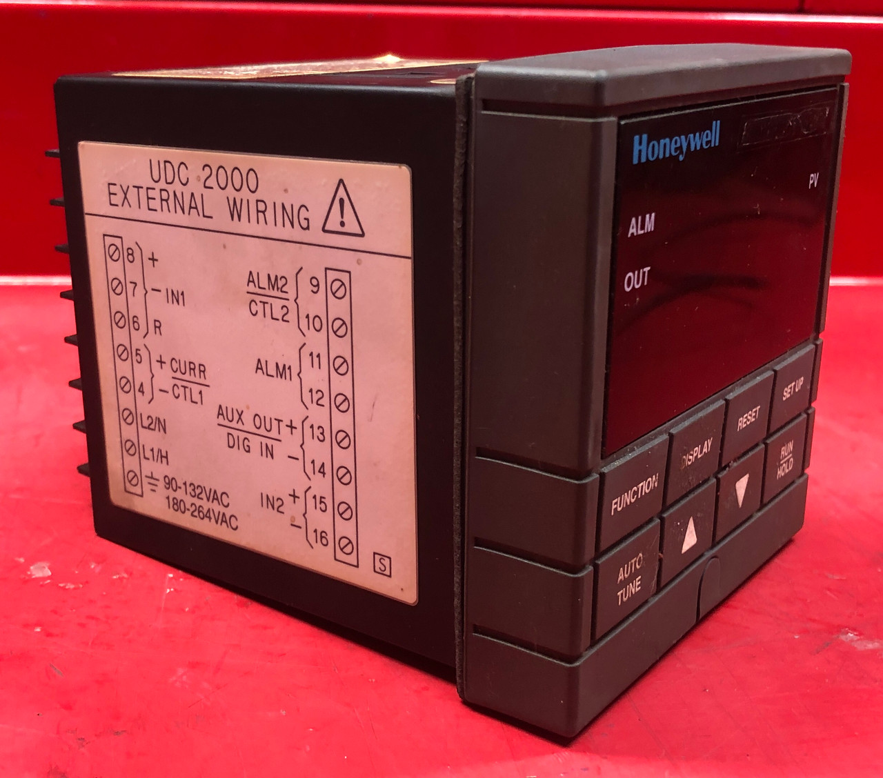 Honeywell DC200E-2-000-100000-0 Temperature Controller 