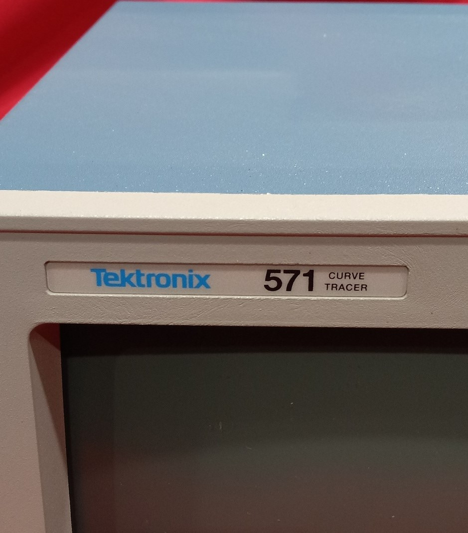 Tektronix 571 Curve Tracer - New In Box