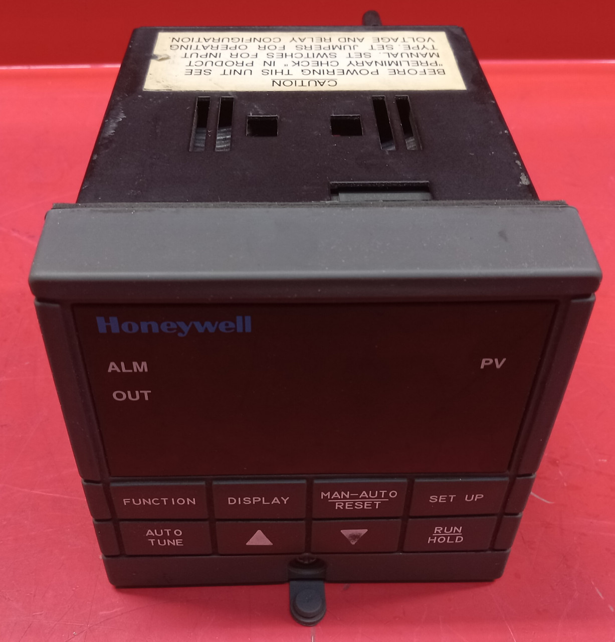 Honeywell UDC2300 (DC230B-EE-1A-10-0000000-20-0) Temperature Controller