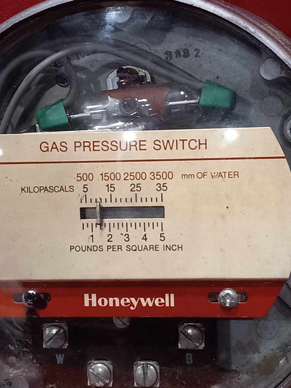 Honeywell C437F 1011 Gas Pressure Switch