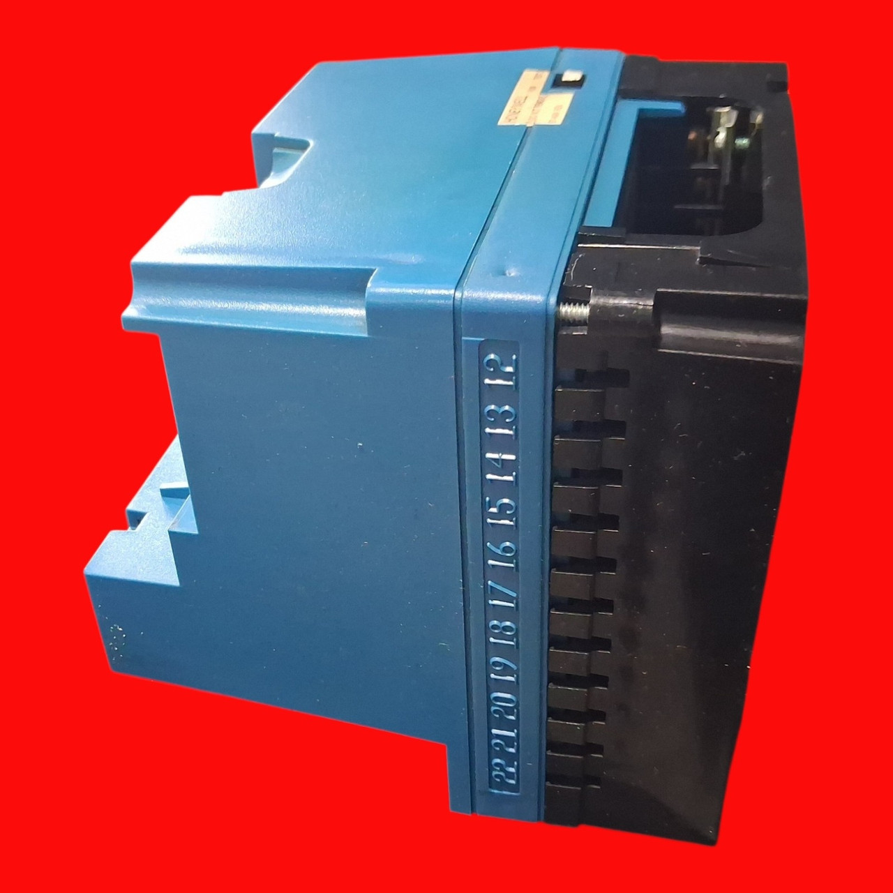 Honeywell RM7895D1011 Primary Control w/ Wiring Subbase
