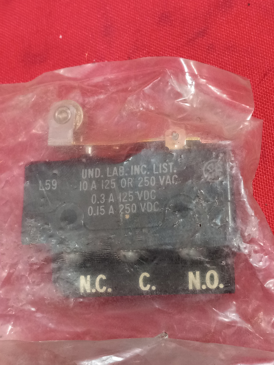 Honeywell DT-2RV212-A7 Snap Action Micro Switch