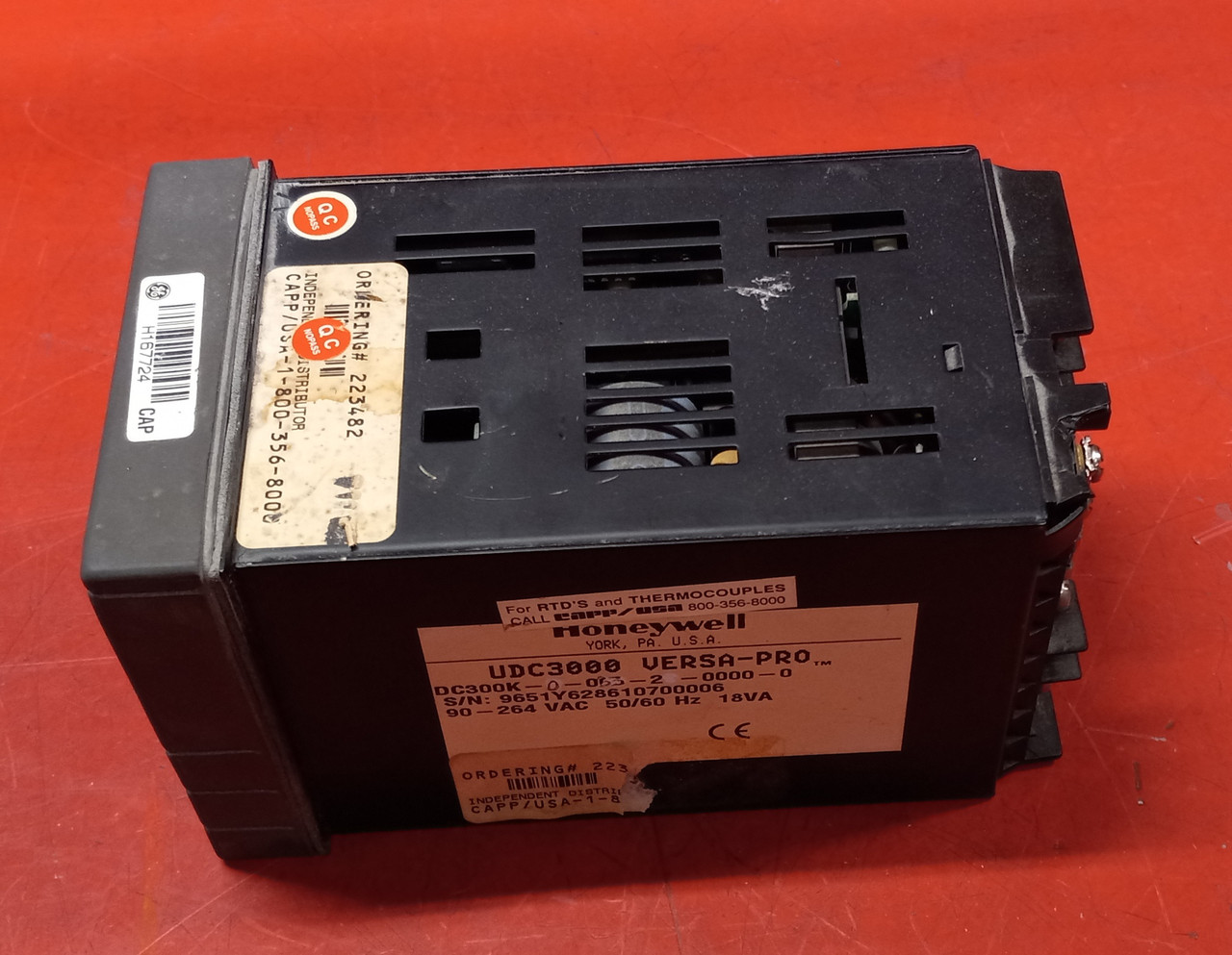 Honeywell UDC3000 Controller DC300K-0-063-2-0000-0 | For Parts Only