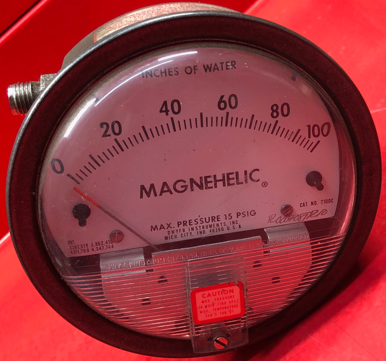 Dwyer 2100 Magnehelic Differential Pressure Gauge (0-100"w.c.)