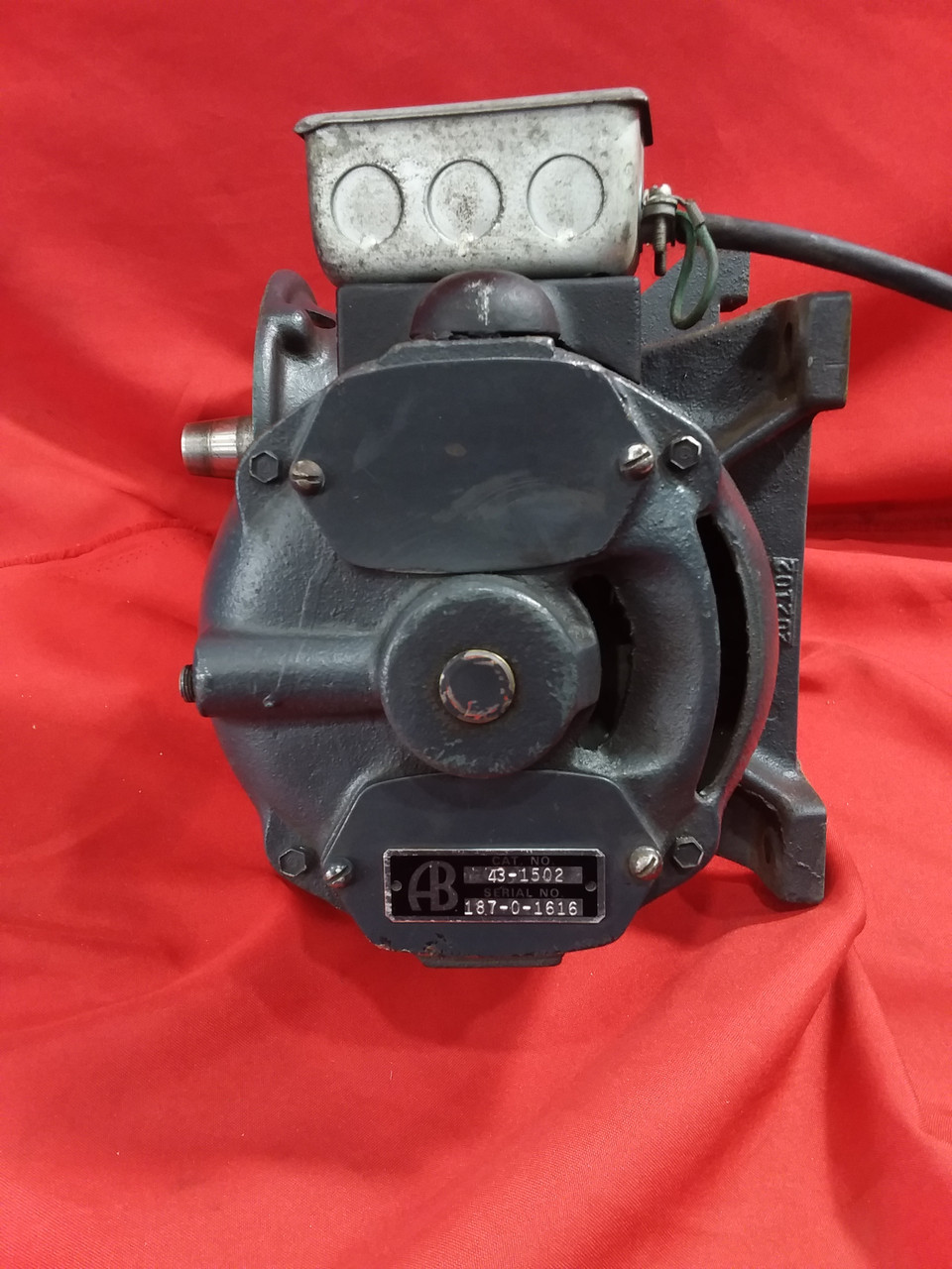 Buehler Ltd 43-1502 Polisher 
