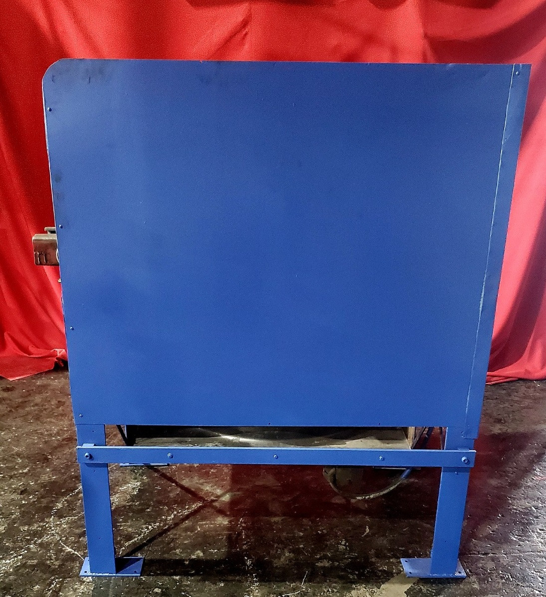 Surface Combustion 30x48" Roller Rail Cooling Station