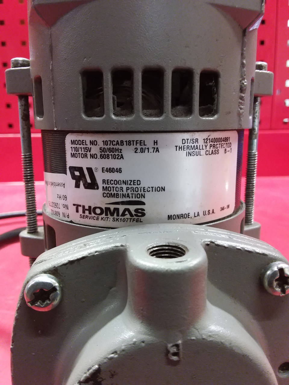 Thomas Industries 107CAB18TFEL H Oil-less Diaphragm Compressor / Vacuum Pump