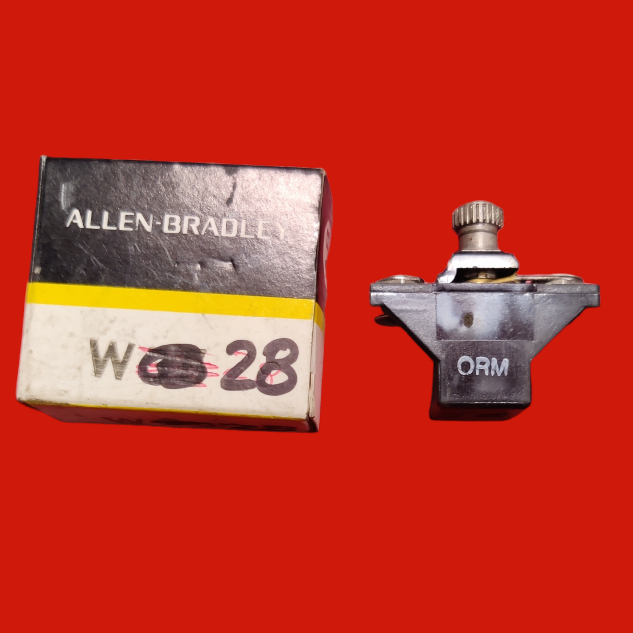 Allen Bradley W28 Heater Element, Eutectic Alloy Type Overload Relay