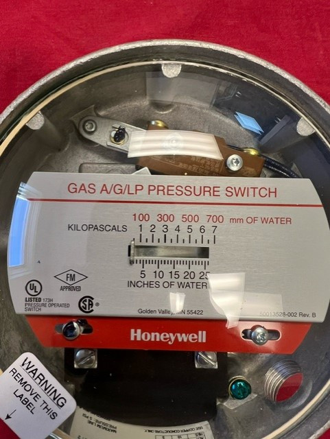 Honeywell C437E 2002, Gas A/G/LP Pressure Switch, With Manual Reset