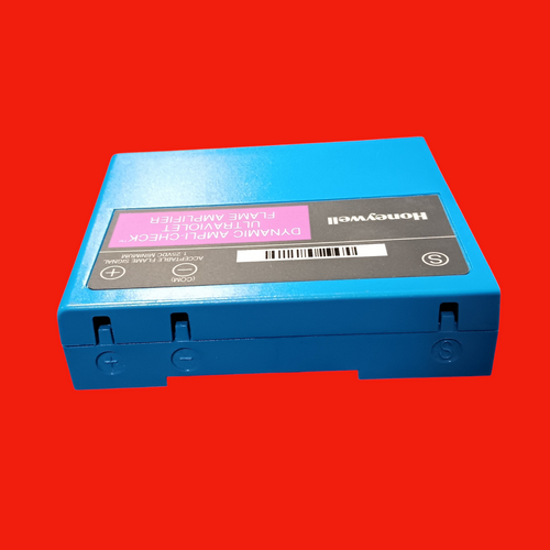 Honeywell R7849 B 1013 Dynamic Ampli-Check Ultraviolet Flame Amplifier 