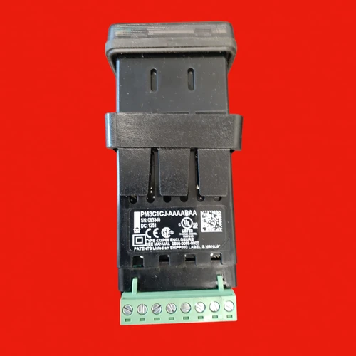 Watlow PM3C1CJ-AAAABAA  Ez-Zone Panel Mount Temperature Controller