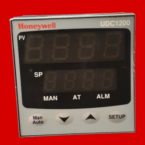 Honeywell UDC1200 Micro-Pro Universal Digital Controller, DC120 210001000