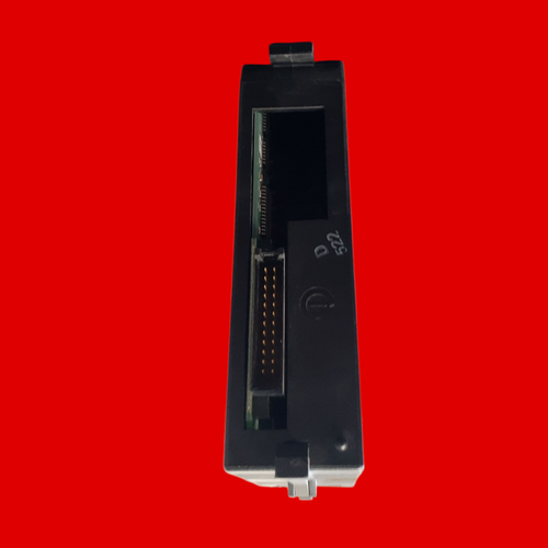 GE Fanuc Series 90-30 Discrete Output Module, IC693MDL340G