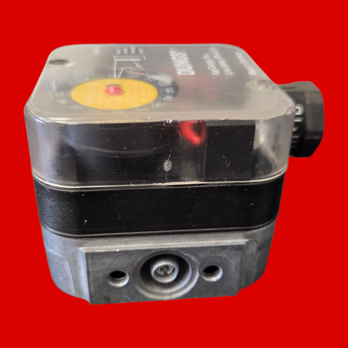 Dungs Gas Pressure Switch 12" - 60" WC, 217-327A (266928)