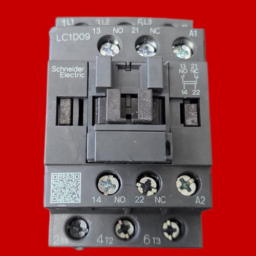 Schneider Electric 9A, 3-Pole IEC Contactor, LC1D09