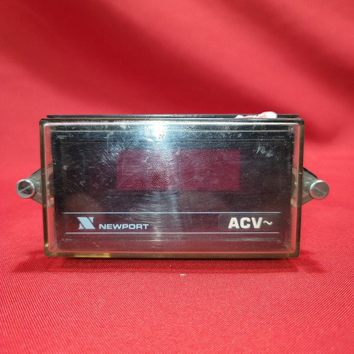 Newport Quanta Q9000CVR5 Digital Indicator/Controller Newport Quanta Q9000CVR5 Digital Indicator/Controller