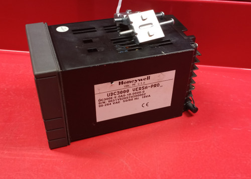 Honeywell UDC3000 (DC300E-E-0A0-10-0000-0) Versa Pro Controller