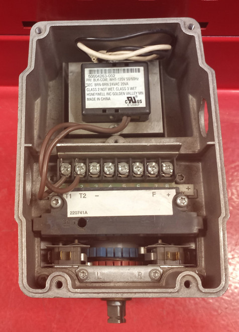 Honeywell 120V Non-Spring Return Foot Mounted Actuator M7284C1000