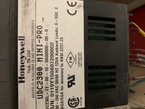 Honeywell UDC2300 (DC-230L-EE-00-10-0A00000-00-0) Mini-Pro Temperature Controlle