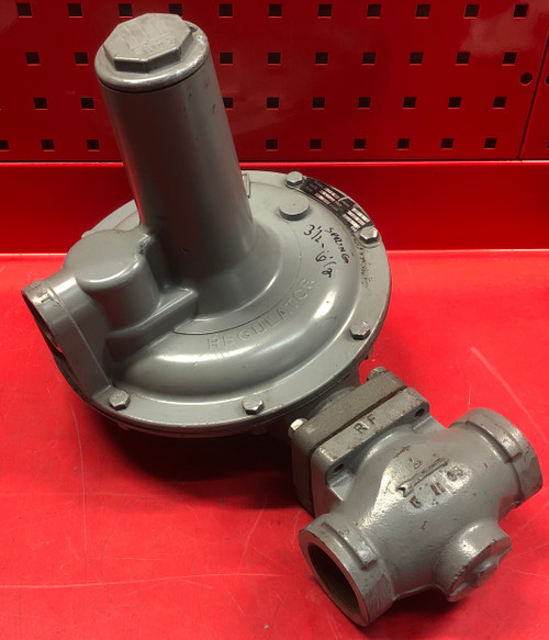 Sensus 243-8 Regulator 1-1/2" NPT Red Spring