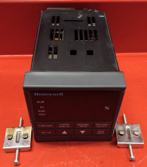Honeywell UDC3000 (DC300E-E-200-10-0000-0) Versa Pro Temperature Controller