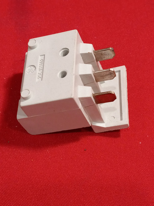 General Electric 75C155002 Male Contact Block
