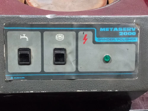 Buehler Metaserv 2000 Grinder/Polisher (FOR PARTS ONLY)