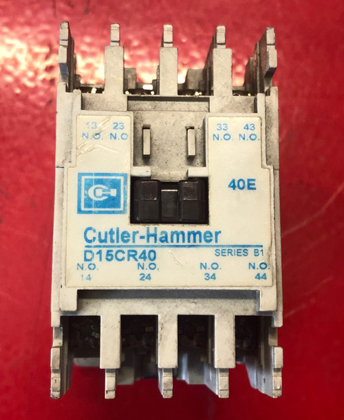 Cutler Hammer D15CR40 4 Pole 10 AMP Relay