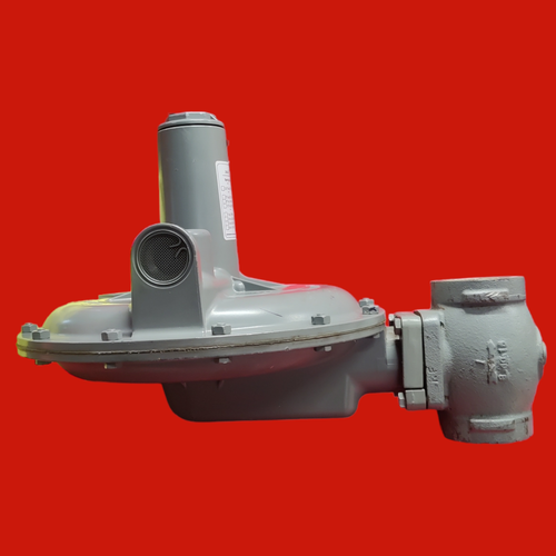Sensus Commercial Natural Gas Regulator 2" NPT, 243-12