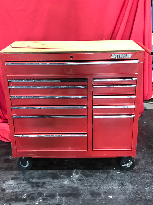 Waterloo WCA-4111RD Waterloo Series 41"W X 18"D X 37-3/4"H 11 Drawer Red Roller Cabinet