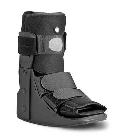 Darco Air Traveler Short Walker, Extra Large