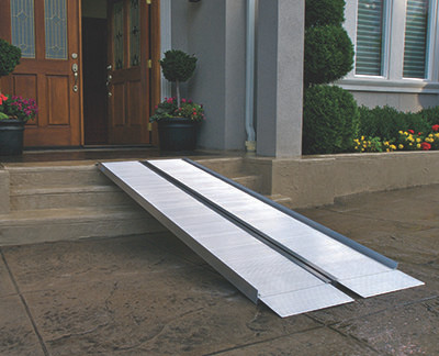 EZ ACCESS EZ-ACCESS, SUITCASE Singlefold Ramp, 5'