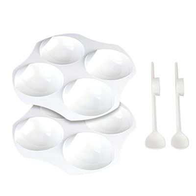 Obi Obi Small Accessory Bundle (2 Plates, 1 Small Spoon, and 1 Classic Spoon)