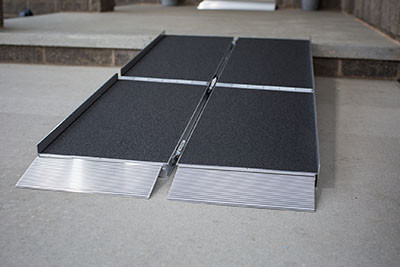 EZ ACCESS EZ-ACCESS, SUITCASE Trifold AS Ramp, 7'