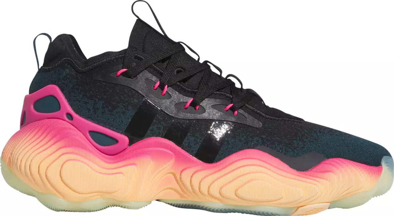 trae young orange shoes