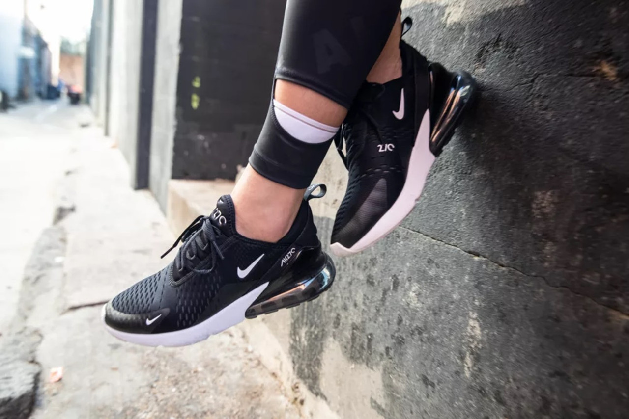 nike 270 style