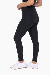 Mono B Nylon-Blend Essential Solid Leggings